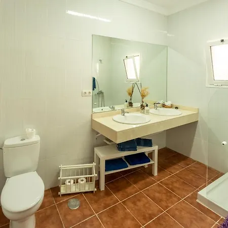 Wide Views & Villas Lanzarote Villa *